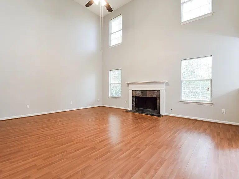 3791 Landgraf Cv — Photo 5