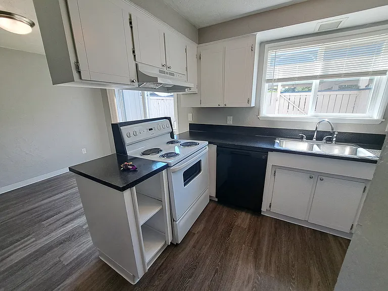 7640 3rd Way SE #11 — Photo 6