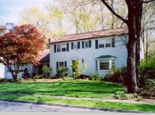 6 Spring Valley Rd, Worcester, MA 01609
