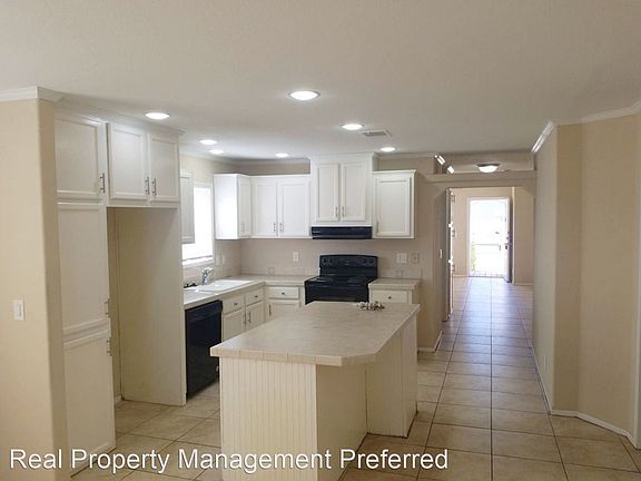 3rd image of 21422 Cherry Canyon Ln