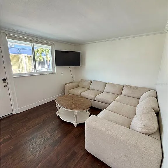 1301 S Howard Ave #C8 — Photo 6