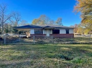 113 S 1st St, Osyka, MS 39657
