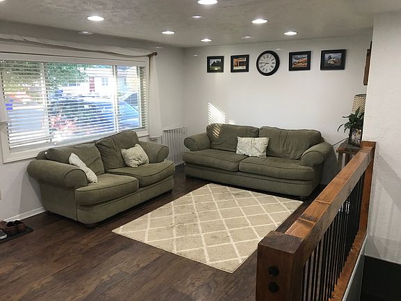 4th image of 625 Angela Dr