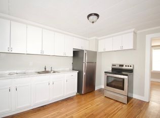 13-15 Noel St, Springfield, MA 01108