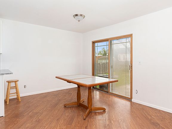 4th image of 120 S Park St