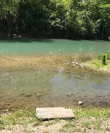 3rd image of 2104 Valley Dr