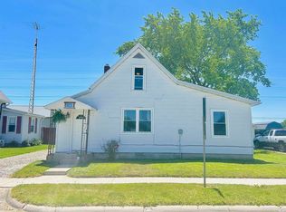 63 E South St, Rossville, IN 46065