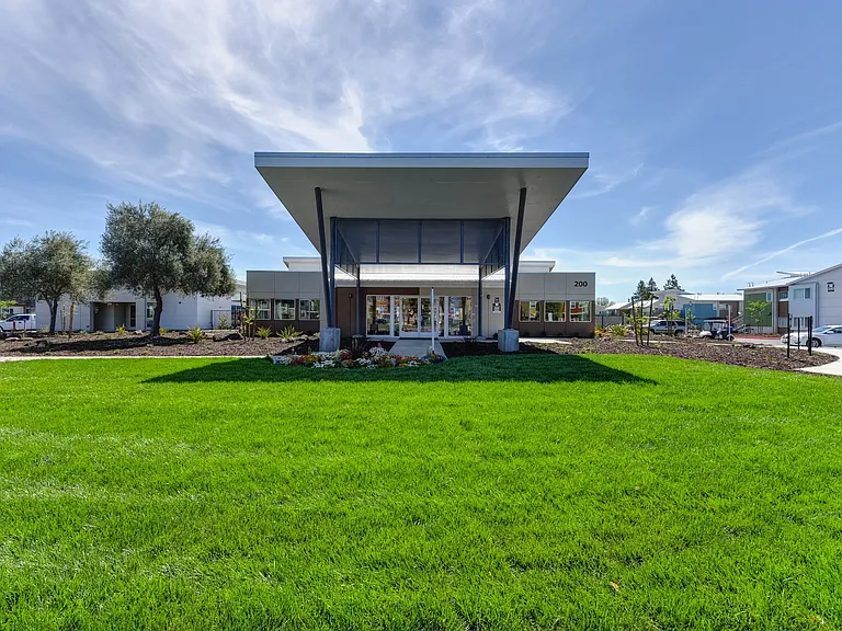Manicured Landscaping Throughout the Community