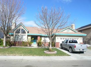 313 Hillview Ln, Winters, CA 95694