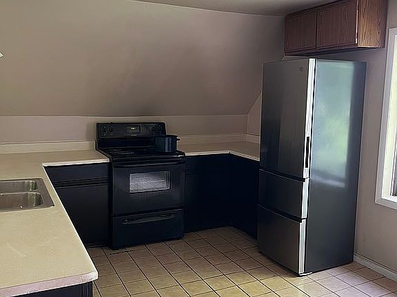 3rd image of 2471 N Palmer St
