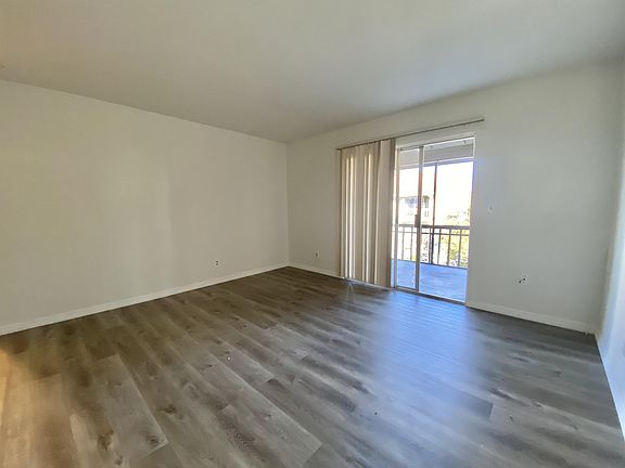 3rd image of 6519 W Newberry Rd #1-1211-1