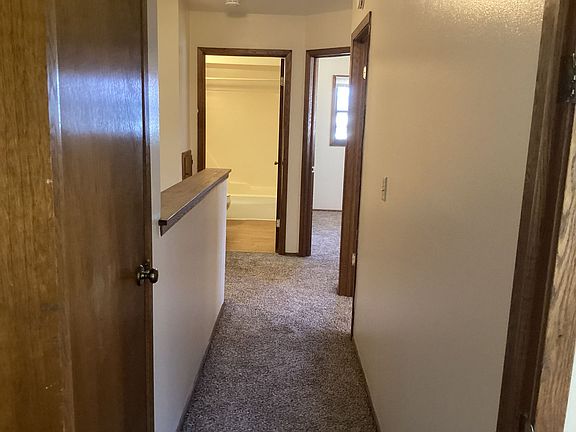 4th image of 9135-9137 N Swan Road