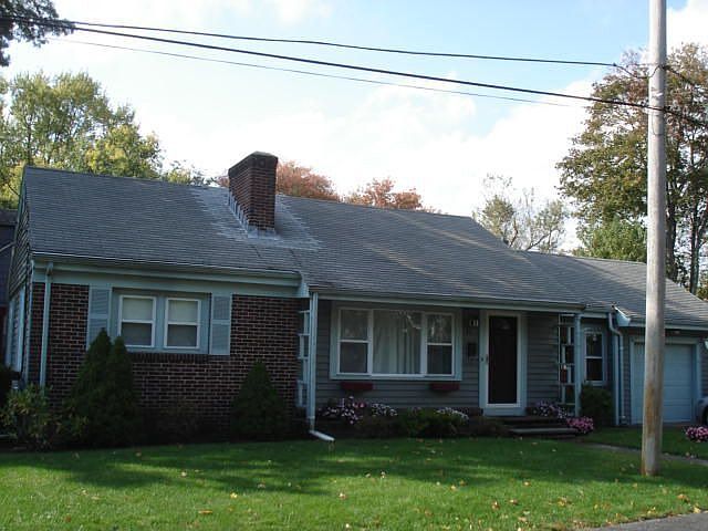 1st image of 81 Alvira Ave