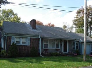 81 Alvira Ave, Warwick, RI 02888