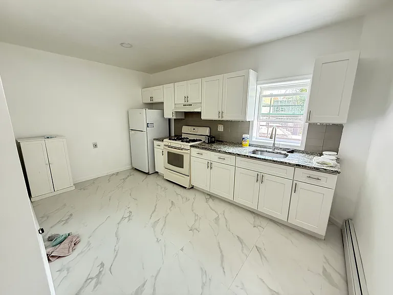 178 Ocean Ave #2 — Photo 7