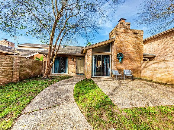 3rd image of 4722 N Cashel Cir