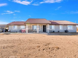5989 Tokay Rd, Phelan, CA 92371