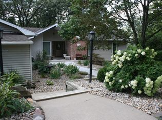 5005 S Chesterfield Ct, Mapleton, IL 61547