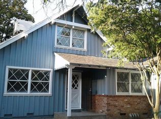 2327 E Alamos Ave, Fresno, CA 93726