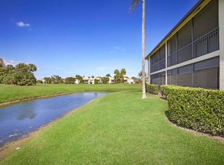 402 Pinecrest Cir APT E, Jupiter, FL 33458