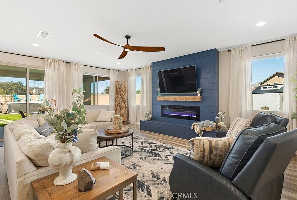 1st image of 29516 Tulipwood St
