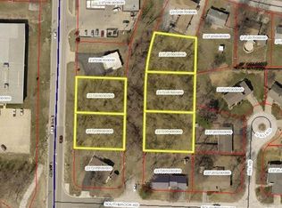 2316 Westbrook Rd, Quincy, IL 62305