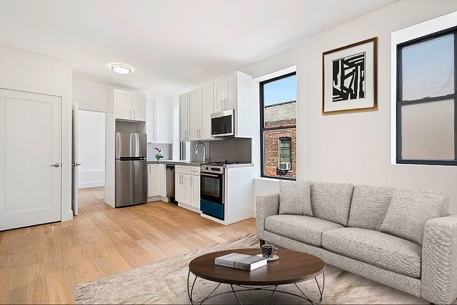 1st image of 207 Central Park N #39