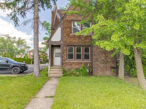 6468 Schaefer Rd, Dearborn, MI 48126