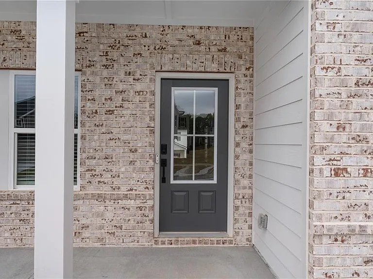 3089 Sweet Red Cir — Photo 5