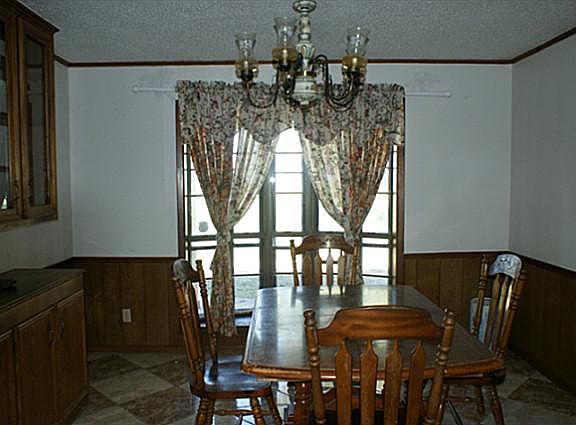 4th image of 5225 Fm 744