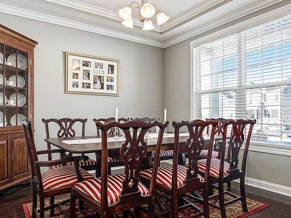 5th image of 914 Kentucky Cir