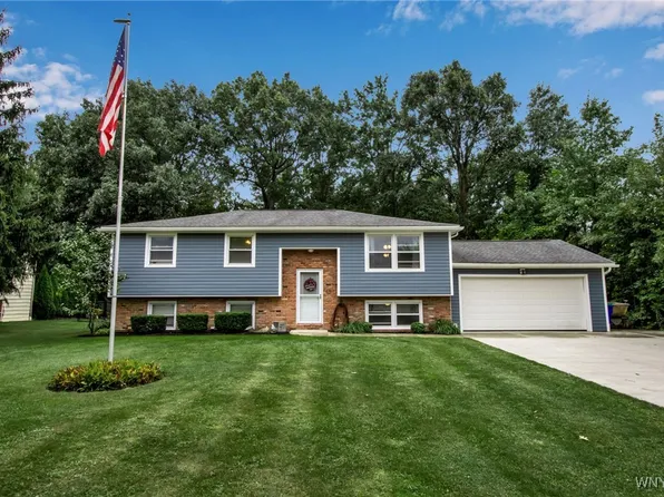 866 Swann Rd, Youngstown, NY 14174
