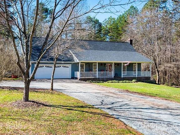 5th image of 143 Country Way Dr