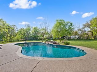 410 E Josephine St, Weatherford, TX 76086