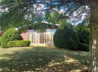 1000 Keystone Park Rd, Derry, PA 15627