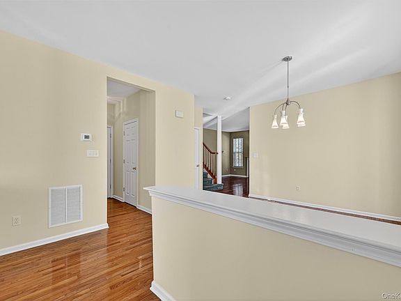 5th image of 7 Ford Court