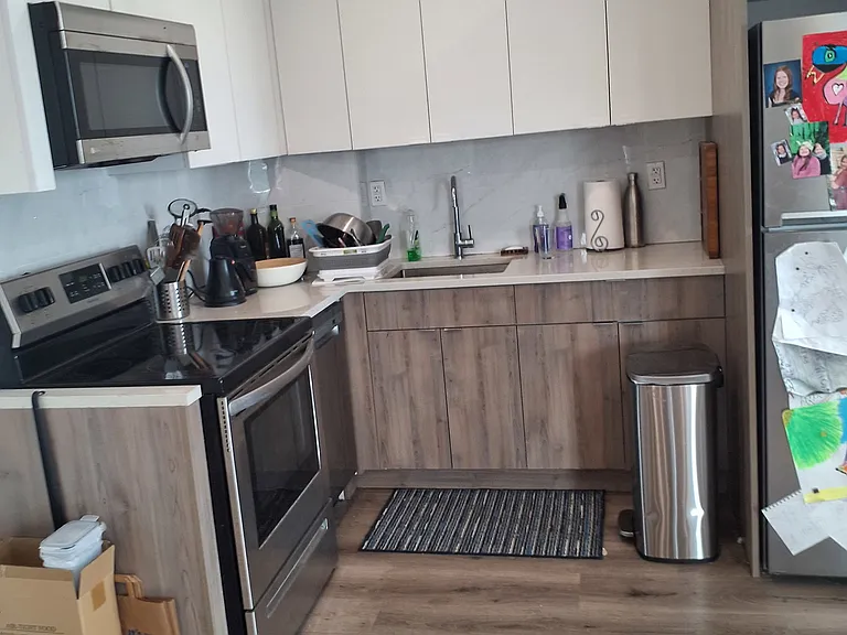125 Kings Hwy #5J — Photo 11