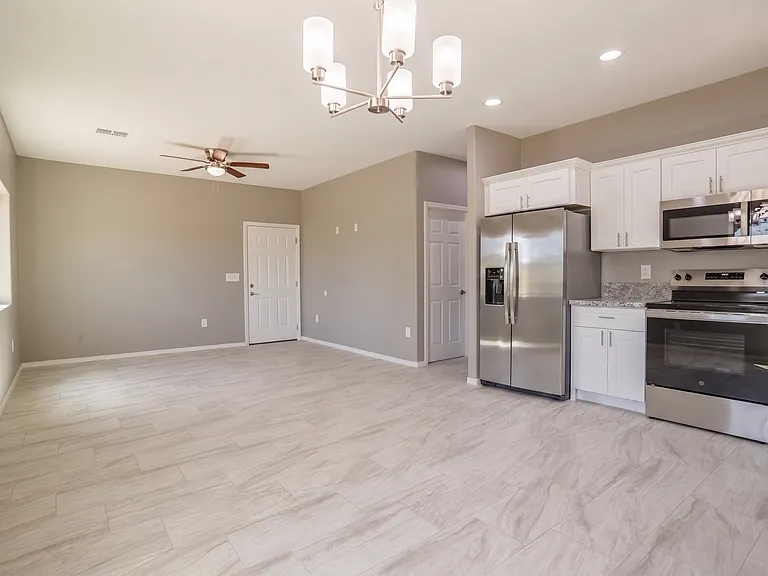 1349 W Hualpai Rd #2 — Photo 5