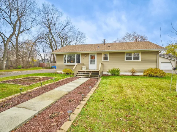 503 8th St NW, Elk River, MN 55330