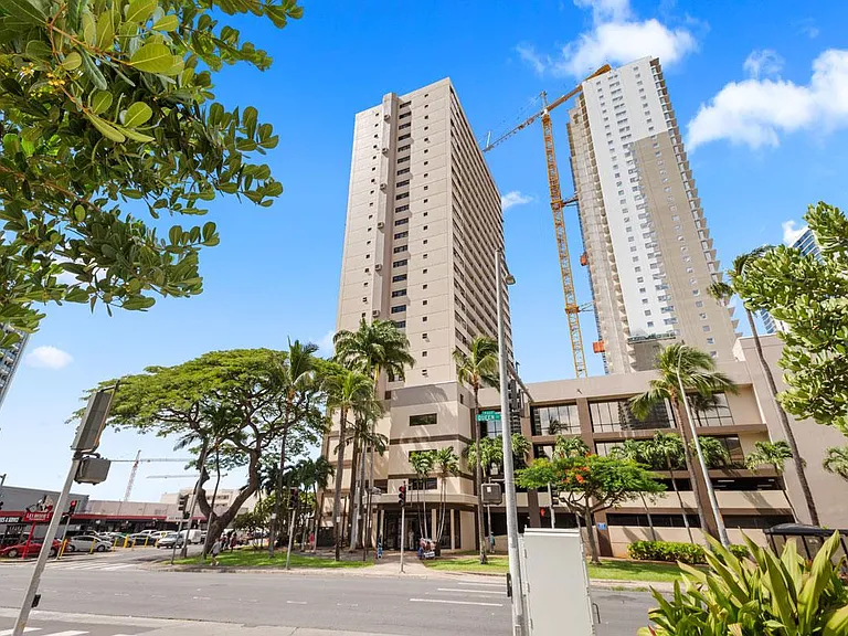 POHULANI SENIOR LIVING APARTMENTS — Photo 3