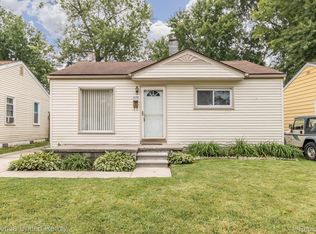 576 E Brockton Ave, Madison Heights, MI 48071