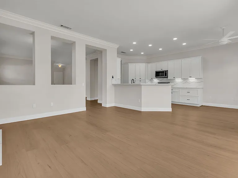 21300 Tarraco — Photo 13