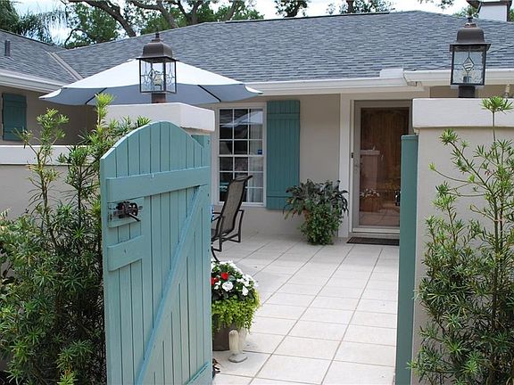 4th image of 536 Honeysuckle Ln