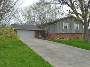 145 New Haven Dr, Urbana, OH 43078