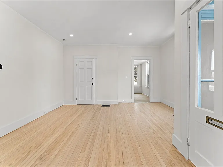 107 Water St #107 — Photo 6