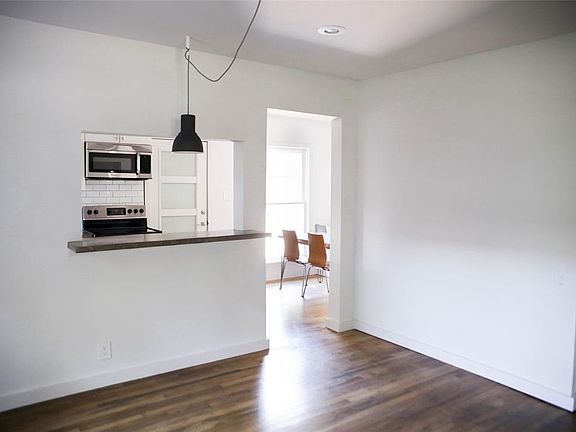 4th image of 6308 Darwood Ave