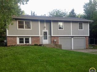 4307 NW 47th St, Topeka, KS 66618