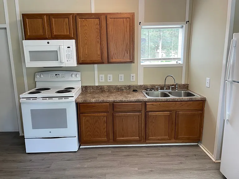 1018 Alandale Pl SE — Photo 6