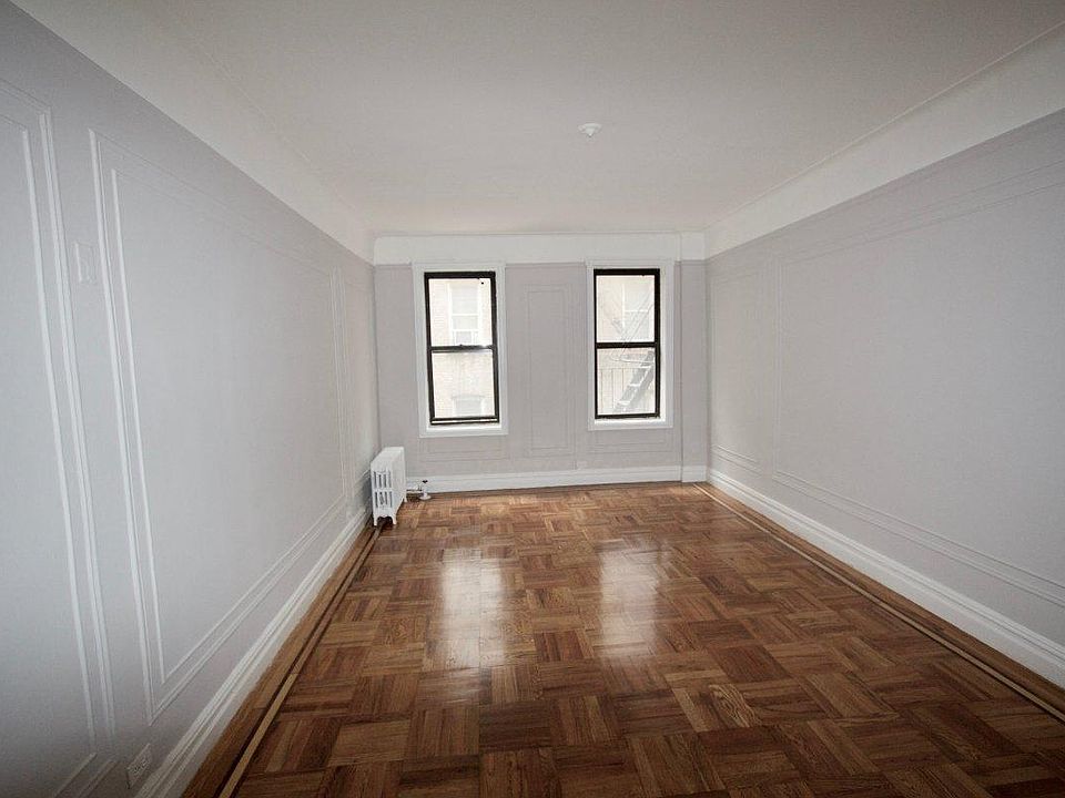 2nd image of 2157 Wallace Ave APT 2G