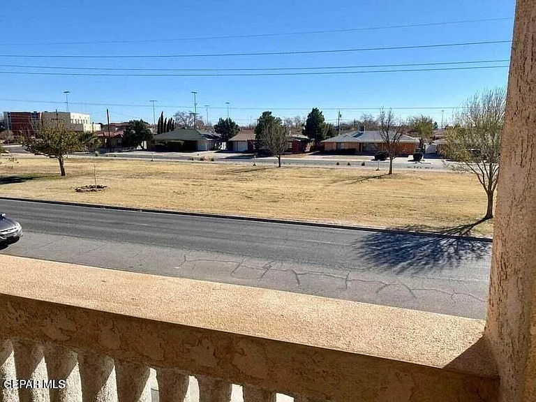 7409 Edgemere Blvd — Photo 31